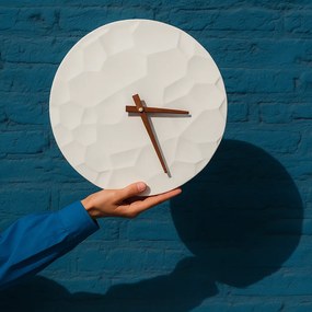 ODLITO Beton falióra Holdkráter – fehér – 30 cm – barna mutatók