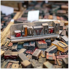 Poszterek 100x100 Love felirat