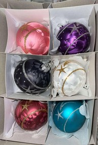 6 db-os színes, kézzel díszített üveg karácsonyfadísz szett