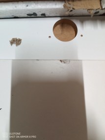 AKCIÓ Fehér szekrény mosdó alá MASON BL13, fekete magasfényű HG II. osztály