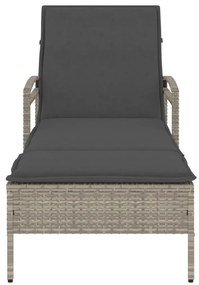 Világosszürke polyrattan napozóágy párnával 63x200x81 cm