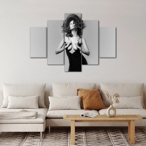 Fekete ruhás nő képe (150x105 cm)