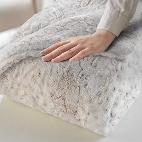 Szürkésbézs műszőrme takaró 220x240 cm Alaska – douceur d'intérieur