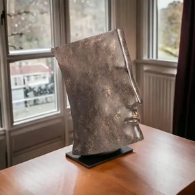 Asztali dísz 29x25x17 cm gyanta/rézszínű