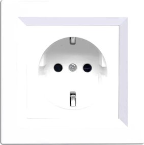 Nova földelt csatlakozóaljzat dugalj 16A 250V fehér kerettel