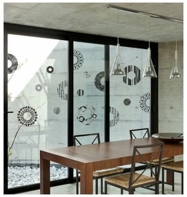 Grey And Black Circles falmatrica - Ambiance