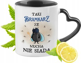 Kapusnak Fekete Bögre Szív Alakú Füllel Ajándék