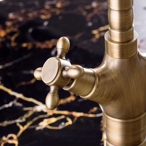Konyhai Fürdőszobai csaptelep Rea Rustico antique gold