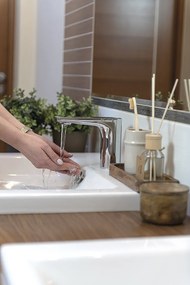 Laveo Plato, elektronikus mosogató csaptelep külső hőmérséklet szabályozással, szabadon álló, króm, LAV-BLY_024D