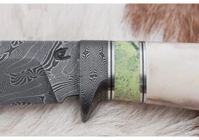 Exkluzív damaszkuszi kés 13 cm szerpentinit/rénszarvas agancs