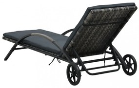 antracitszürke polyrattan napozóágyak asztallal