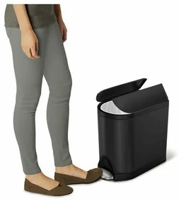 Simplehuman keskeny pedálos kosár 10 L, fekete