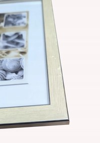 Keret Készen Áll A Felhelyezésre És Felakasztásra Fotó Titán 20X30 Ecru