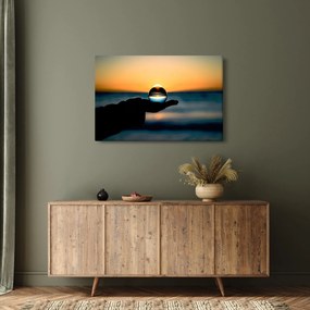 Üveggolyó a tenyérben (90x60 cm)