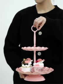 Rózsaszín emeletes torta állvány