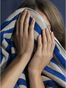 Kék-krémszínű frottír bio pamut fürdőlepedő 70x140 cm Arto – Blomus