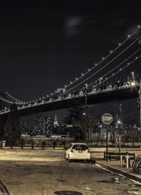 Poszter 20,5x28,4cm Esti kilátás a Manhattan hídra az utcáról, Assaf Frank