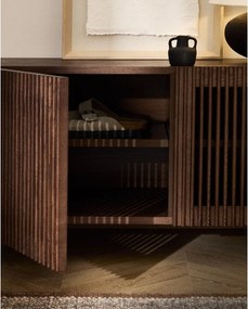 Sötétbarna cipőtartó kőrisfa dekorral 98x50x43 cm Beyla – Kave Home