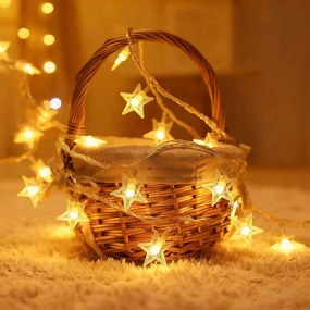 KarĂĄcsonyi LED-es fĂ©nyfĂŒzĂ©r csillag elemes 6m