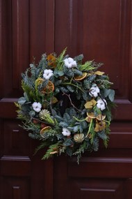 Nobilis TermĂ©szetes FenyĆbĆl KĂ©szĂŒlt Adventi KoszorĂș, koszorĂș 30cm , KarĂĄcsony