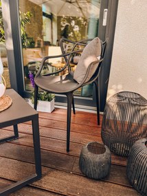 4 db fekete KATO műanyag szék készlet