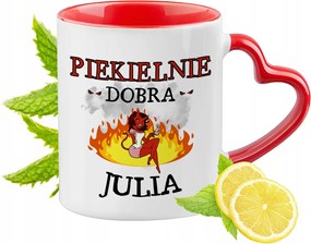 Juli Piros bögre szív alakú füllel Ajándék