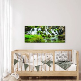 Kép - vízesés zöldövezetben (120x50 cm)