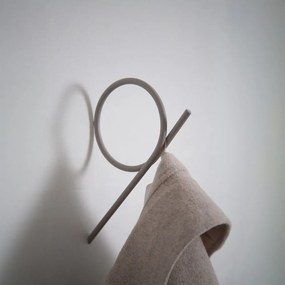 Szürkésbarna fali fém akasztó Tuba L – Spinder Design