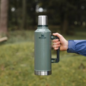 Stanley Thermosz Legendary Classic 2,3 lHammertone zöld, 2,3 l