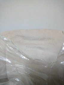 AKCIÓ Bézs bársony étkezőszék BORA II. osztály