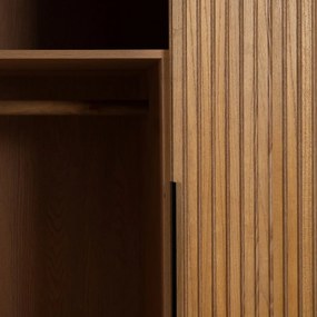 Natúr színű ruhásszekrény kőrisfa dekorral 104x203 cm – Ixia