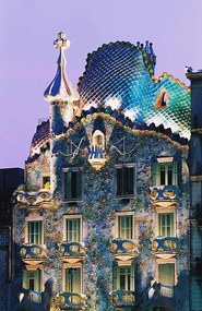 Fotográfia Spain, Barcelona, Gaudi's Casa Batllo, dusk, Shaun Egan