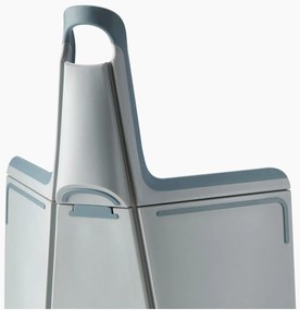 Vágódeszka 26x45 cm Chop2Pot – Joseph Joseph