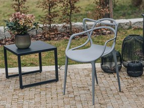 4 db világosszürke KATO műanyag szék készlet