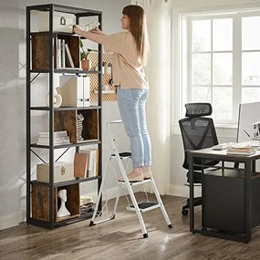 3 lépcsős létra, összecsukható, max. teherbírás: 150 kg