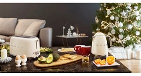 Krémszínű rozsdamentes acél vízforraló 1,7 l Retro Style – SMEG