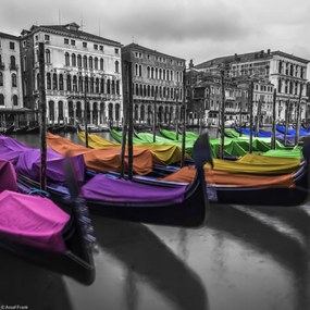 Poszter 20x20cm Gondolák parkolnak a Grand Canale 2-ben, Assaf Frank