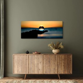 Üveggolyó a tenyérben (120x50 cm)