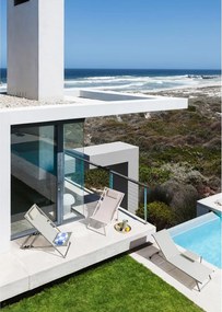 Bézs fém kerti napozóágy Taylor – Bizzotto