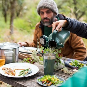 Stanley Easy-Pour Growler sörös kancsó 1,9 lHammertone Green
