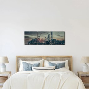 Város képe alkonyatkor (órával) (90x30 cm)