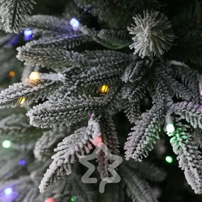 Havas Lucfenyő 600 LED 210 cm