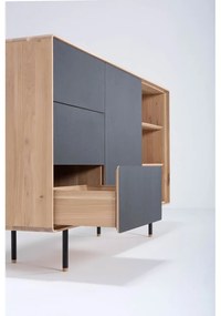 Fekete-natúr színű tölgyfa alacsony komód 176x100 cm Fina – Gazzda