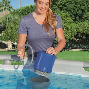 Bestway Flowclear 58233 medencefelszín-tisztító