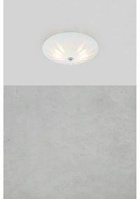 Fehér mennyezeti lámpa üveg búrával Petal – Markslöjd