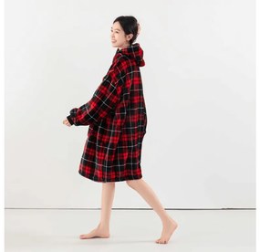 ALBURY piros báránybunda hatású kapucnis, ujjas pléd