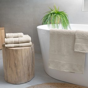 Goldea bambuszszálas törölköző és fürdőlepedő - natúr színű 30 x 50 cm