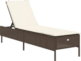 vidaXL barna polyrattan napozóágy párnával