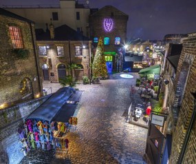 Poszter 60x50cm Camden piac éjszaka, Assaf Frank