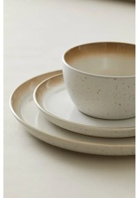 Basic Cream krémszínű agyagkerámia lapostányér, ⌀ 27 cm - Bitz